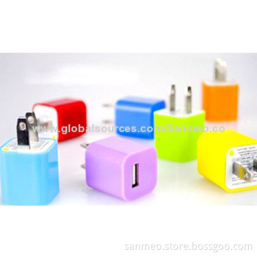 Portable and Wholesale Green Dot USB Wall Chargers for iPhone/iPad/iPod, 5V DC, 1A Output